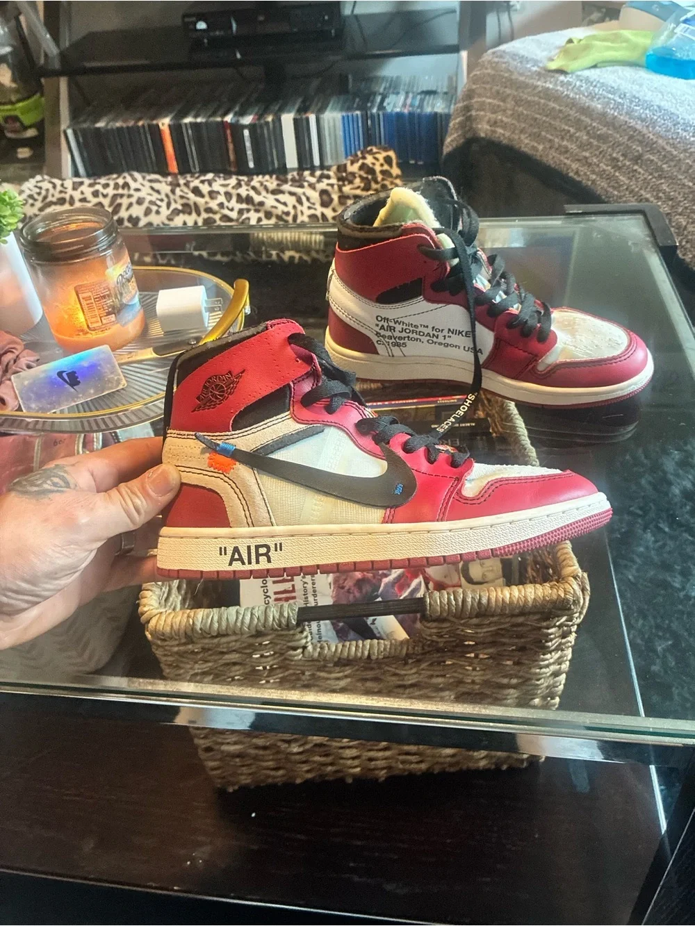 Air Jordan 1 retro Off—White Chicago